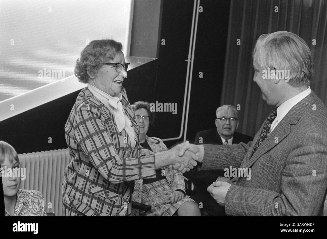 Aunt Mart Stroop, who helped Jews in the war, honoured at Jewish Cultural Centre in Amsterdam Date: September 25, 1973 Location: Amsterdam, Noord-Holland Keywords: tributions Stock Photo