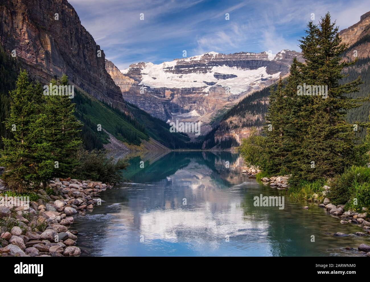 Lake Louise and The Victoria Glacier, Lake Louise, Banff National Park, Canadian Rockies, Canada Stock Photo