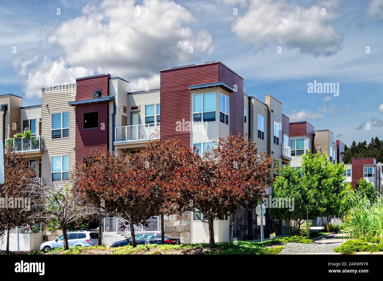 Subdivision complex hires stock photography and images Alamy