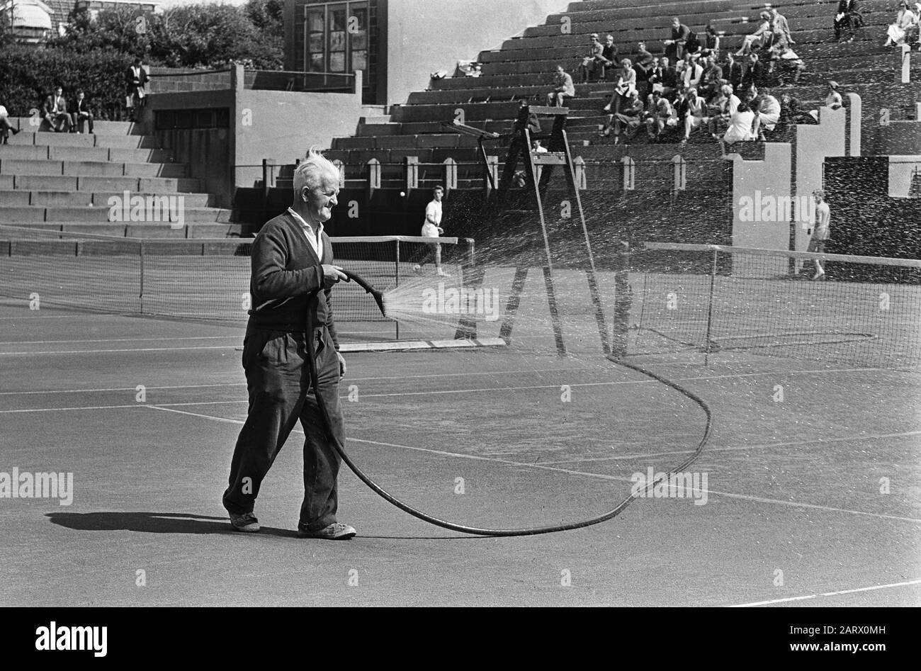 Tennis Championships, the track gets wet sprayed Date August 10, 1965