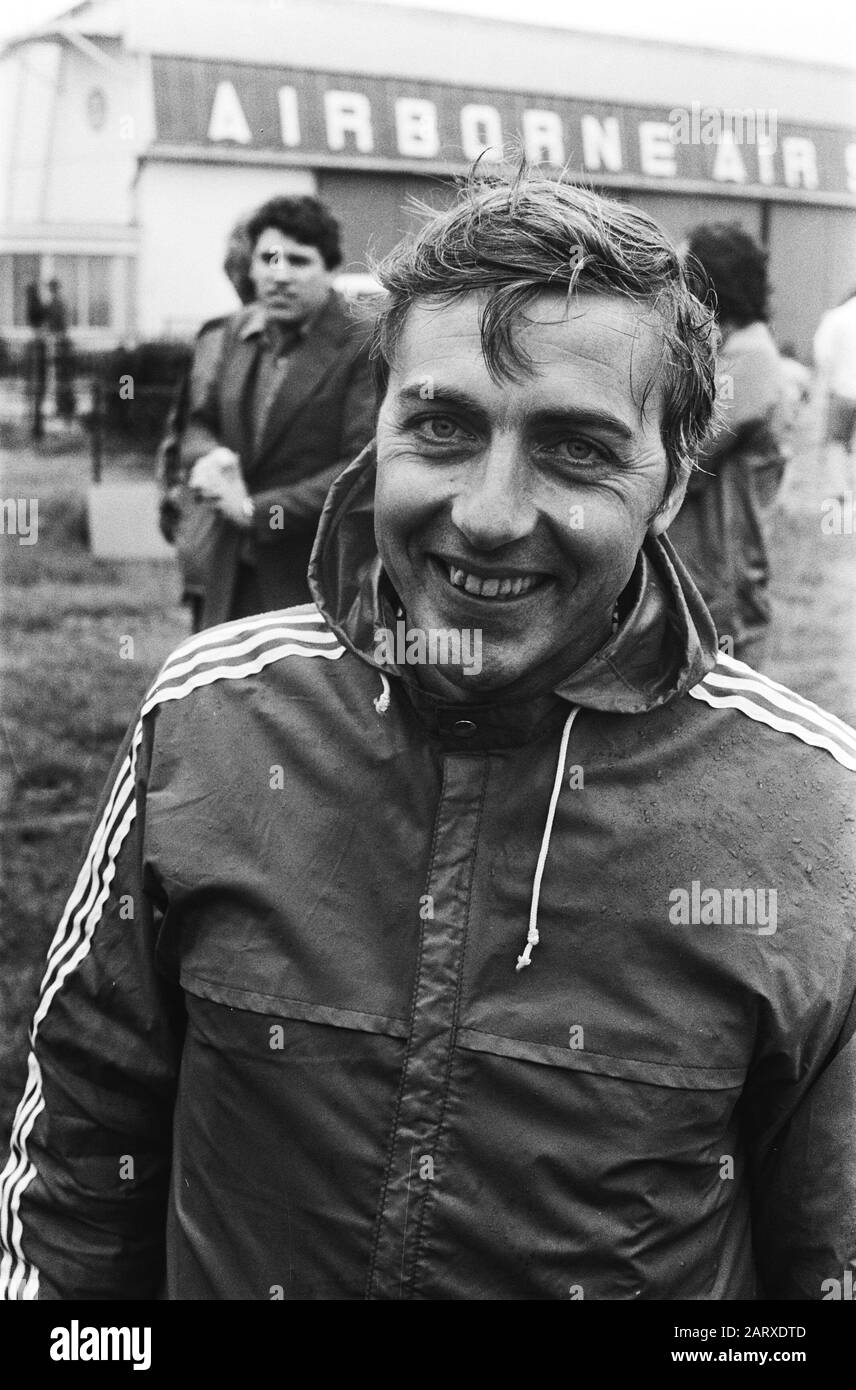 Tour de France equipe NOS radio; Heinze Bakker (head) Date: June 28, 1978  Keywords: equipes, cycling Institution name: NOS, Tour de France Stock  Photo - Alamy