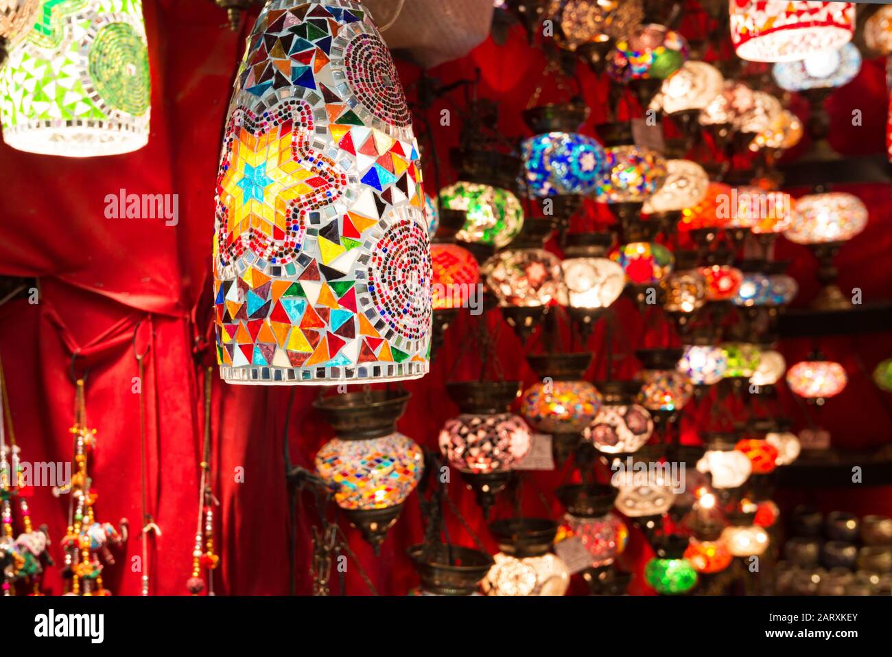 Traditional turkish lamps hi-res stock photography and images - Alamy