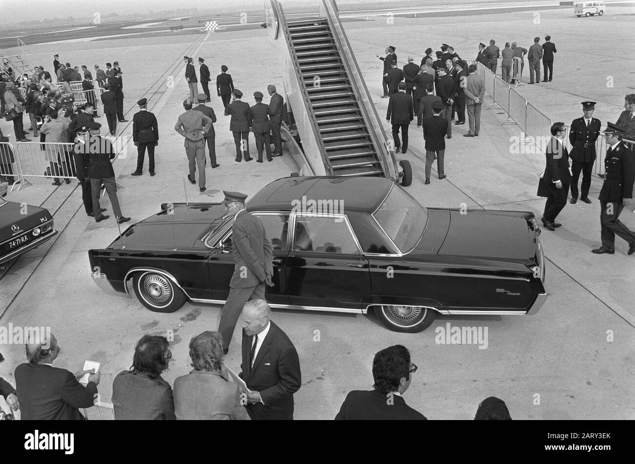 Two day Visit Emperor Hirohito And Empress Nagako To The Netherlands two-day-visit-emperor-hirohito-and-empress-nagako-to-the-netherlands