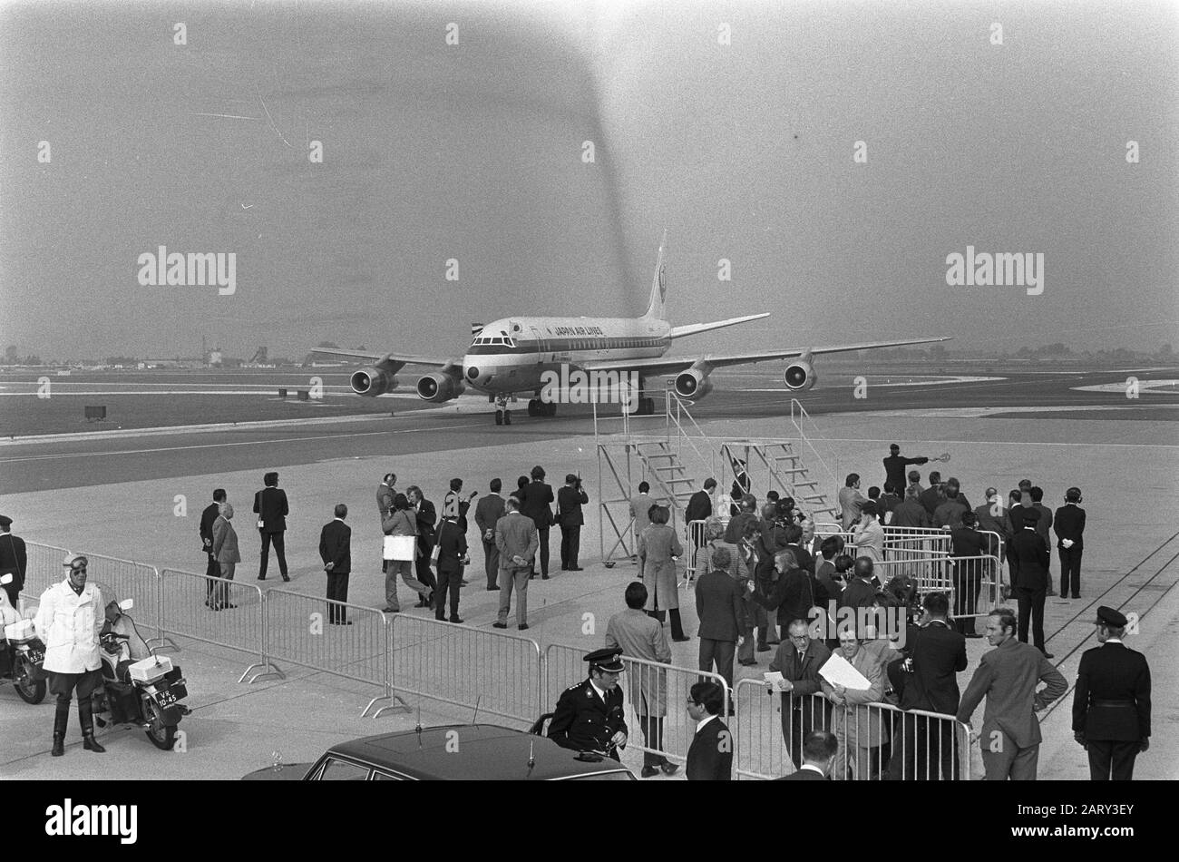 Two day Visit Emperor Hirohito And Empress Nagako To The Netherlands two-day-visit-emperor-hirohito-and-empress-nagako-to-the-netherlands
