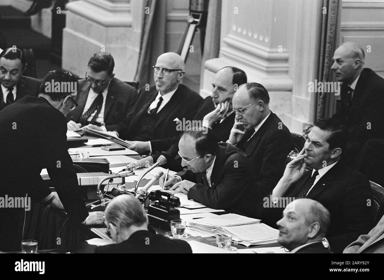 12 government table hires stock photography and images Alamy