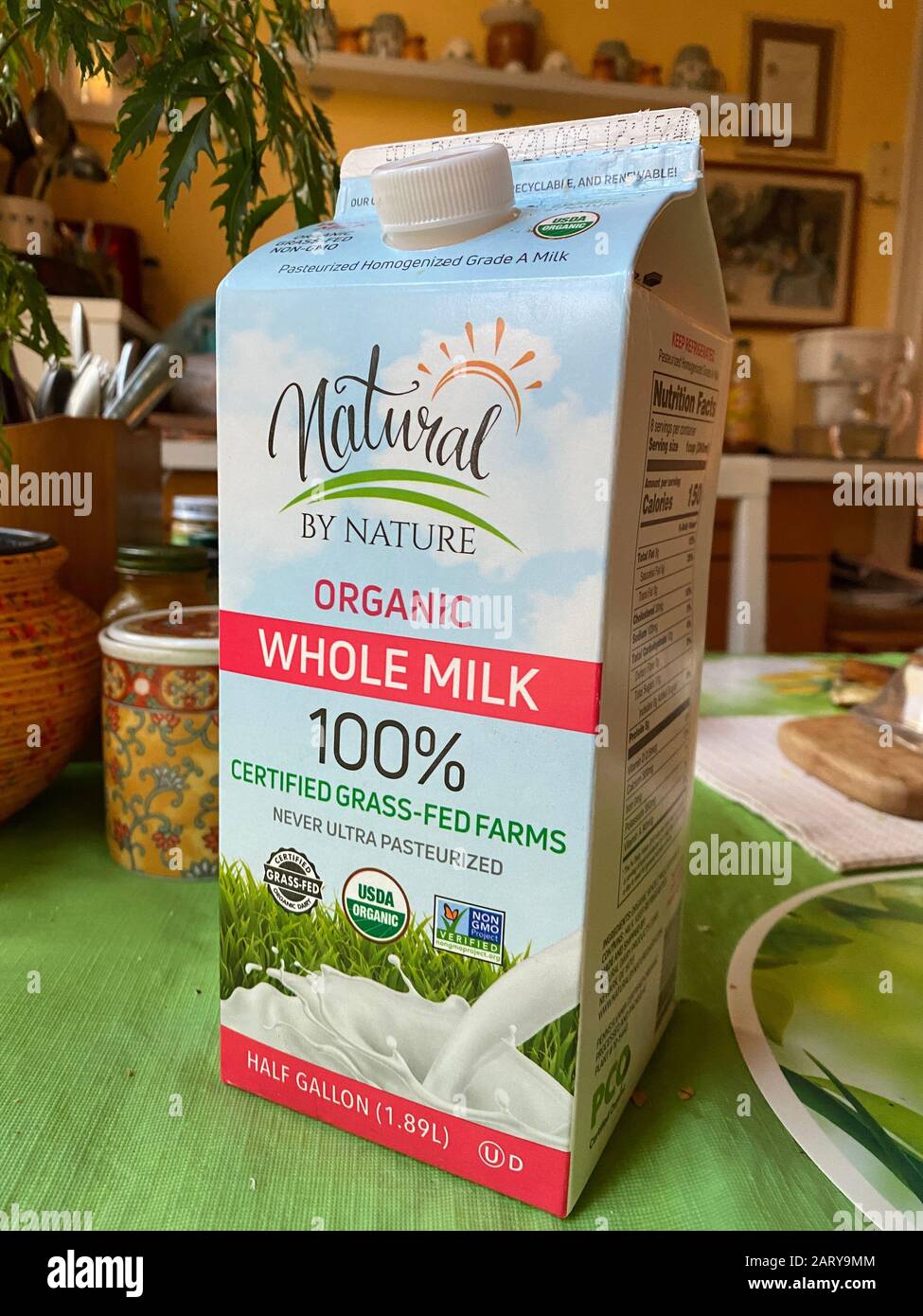 https://c8.alamy.com/comp/2ARY9MM/12-gallon-of-organic-whole-milk-more-and-more-people-want-no-hormones-pesticides-or-gmo-modified-feed-in-their-dairy-products-or-meats-2ARY9MM.jpg