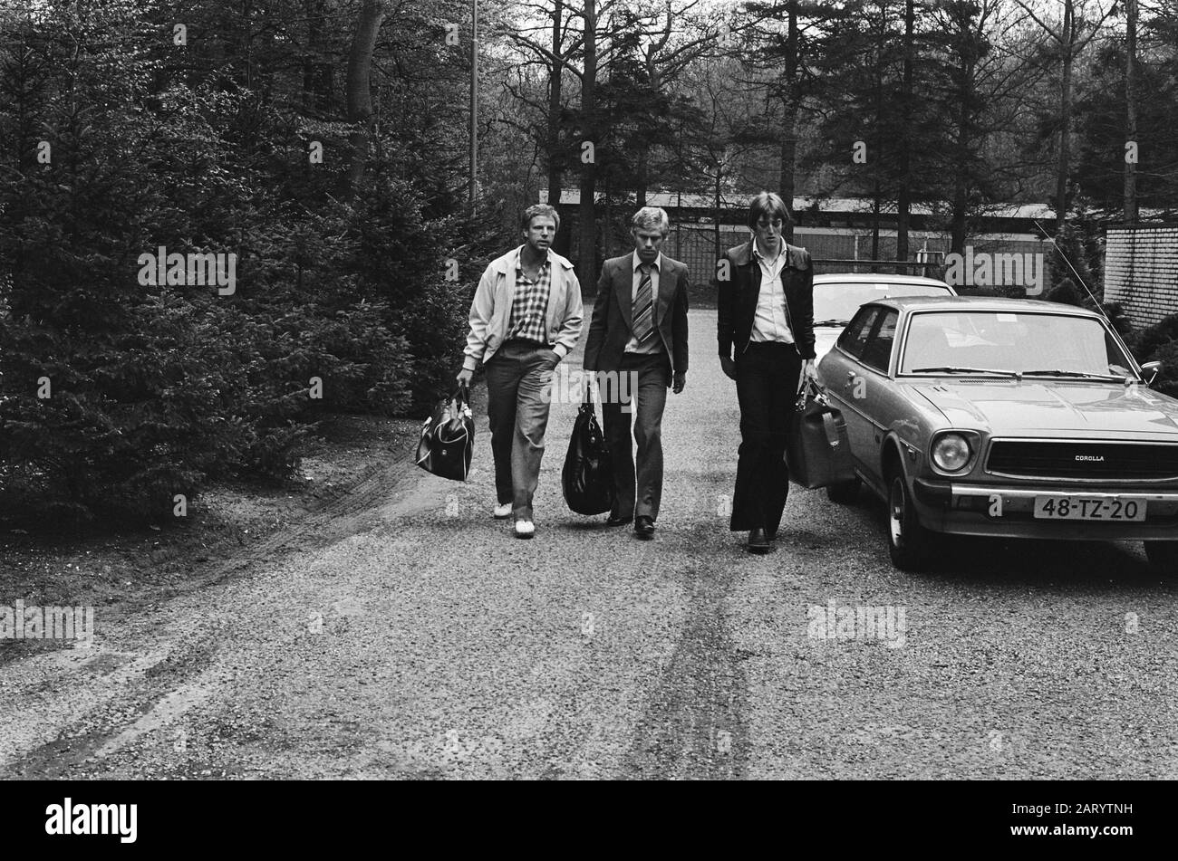 Volunteer coaching Black and White Stock Photos & Images - Alamy