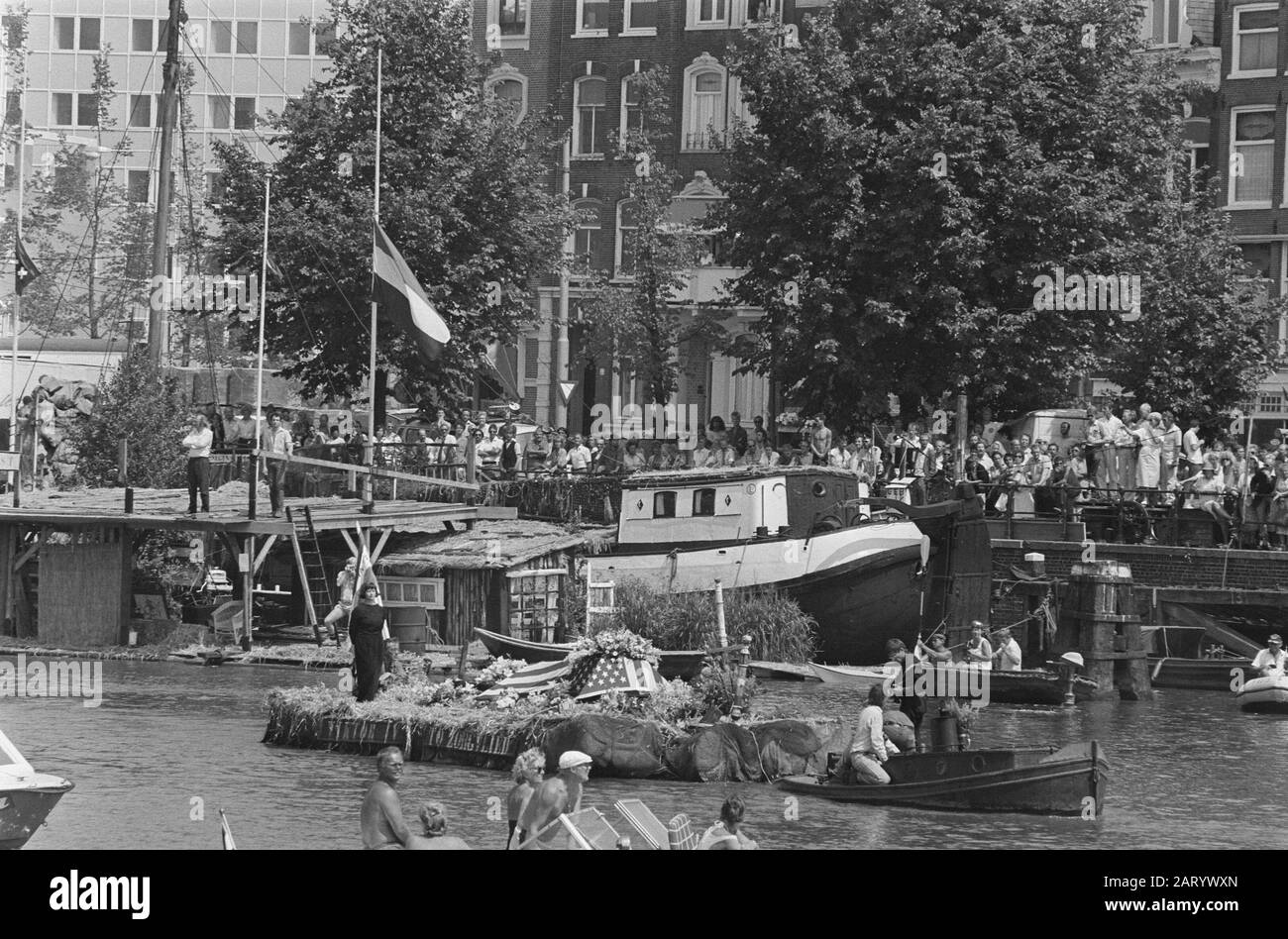 Gluck Artist High Resolution Stock Photography And Images Alamy