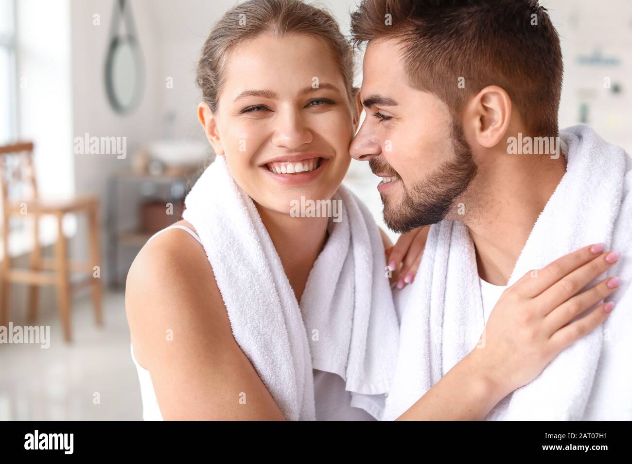Morning of happy young couple in bathroom Stock Photo - Alamy