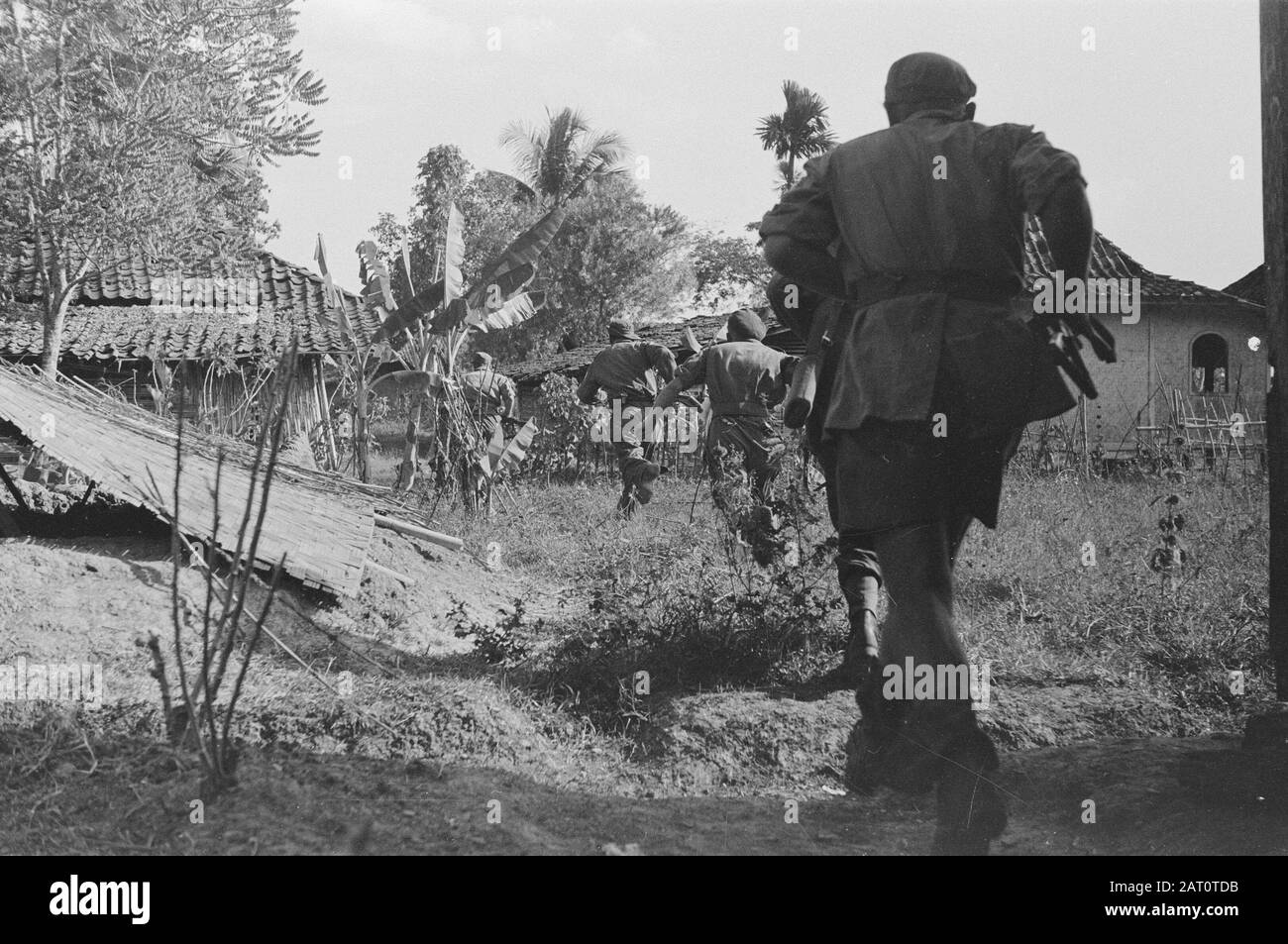Indonesian soldiers Black and White Stock Photos & Images - Alamy
