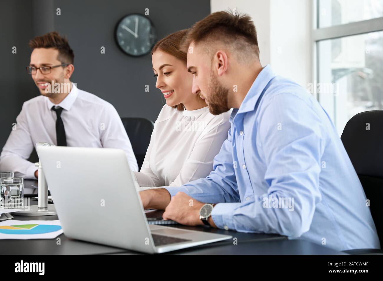 Ideas issue hi-res stock photography and images - Alamy