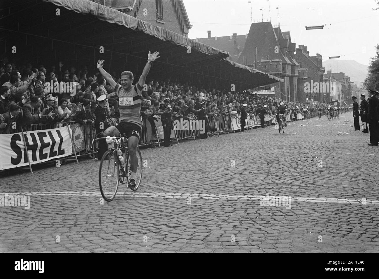 Stage results Black and White Stock Photos Images Alamy