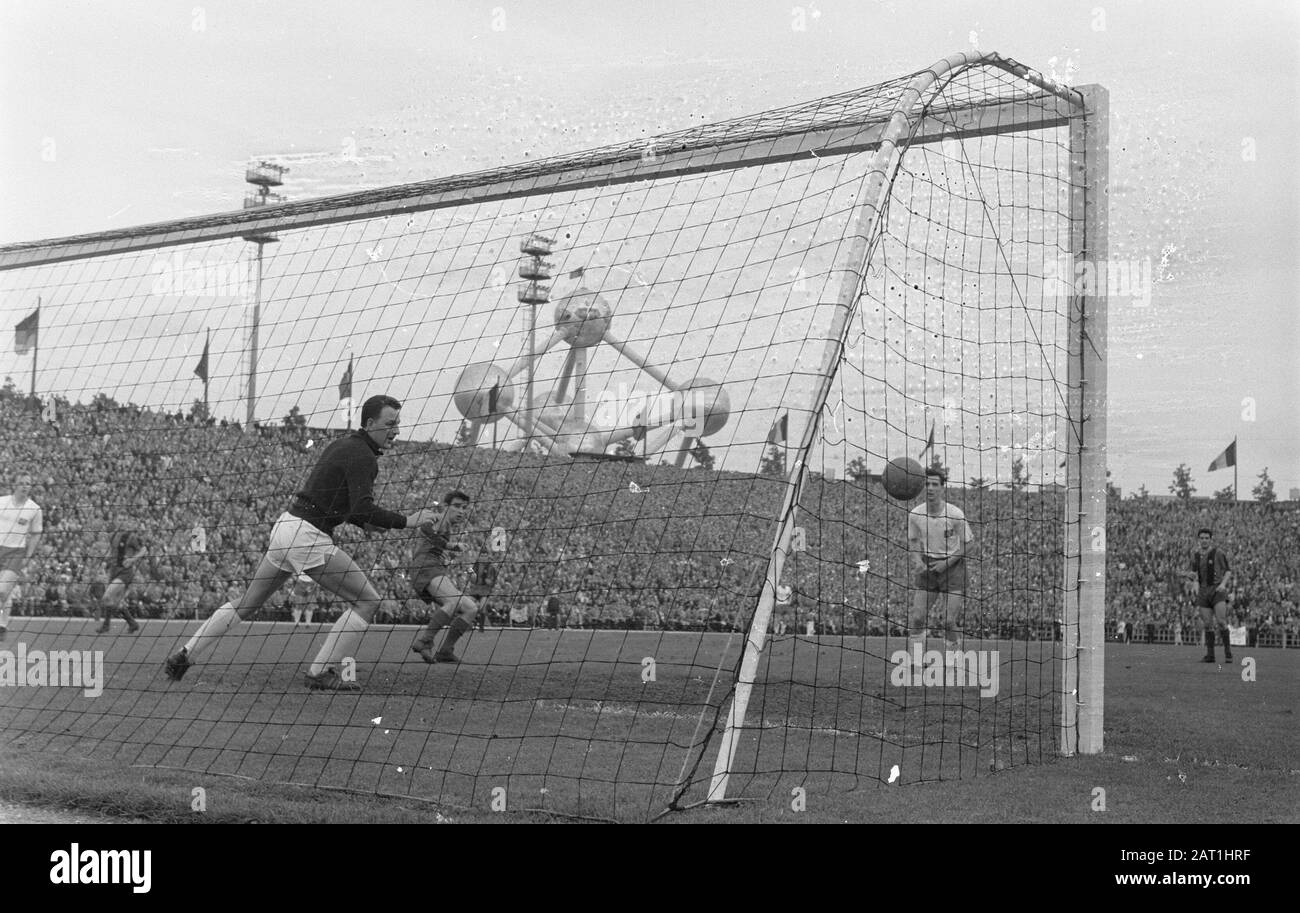 Seminarie Helderheid Bruin Europa cup 1. Date: 3 May 1961 Location: Belgium, Brussels Keywords: sport,  football Institution name: FC Barcelona Stock Photo - Alamy