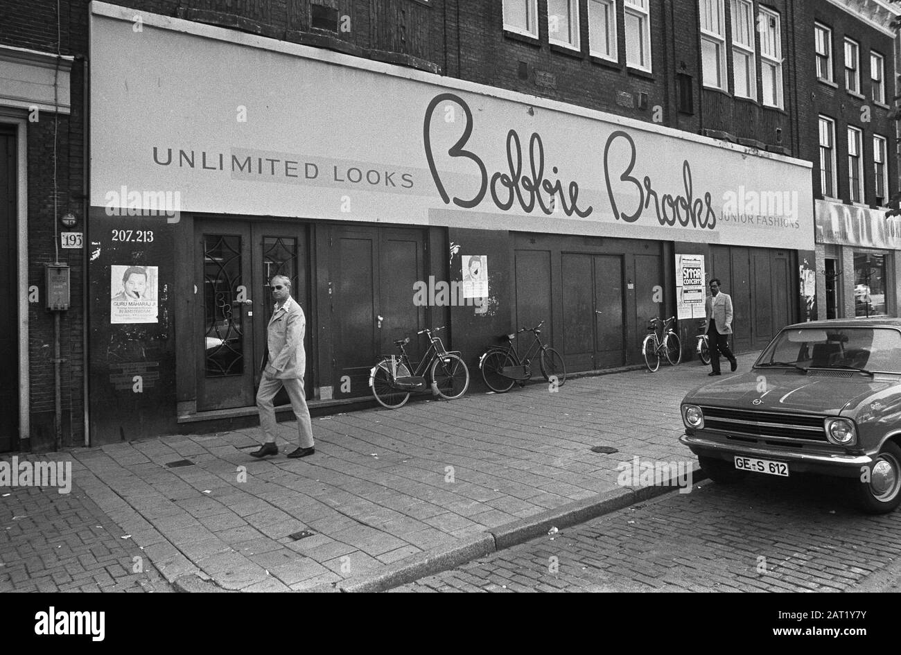 Bobbie brooks Black and White Stock Photos & Images - Alamy
