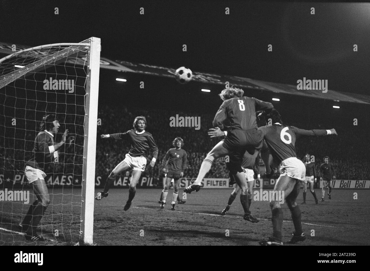 FC Antwerp against Ajax 21 UEFA Cup, Game Moments Date November 13