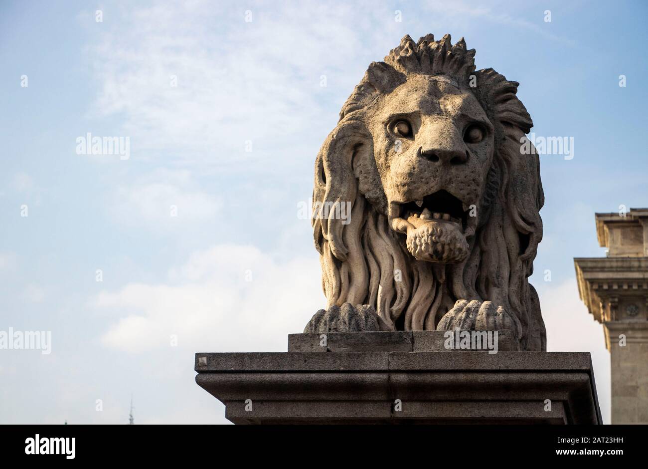 Statue lion on lion bridge hires stock photography and images Alamy