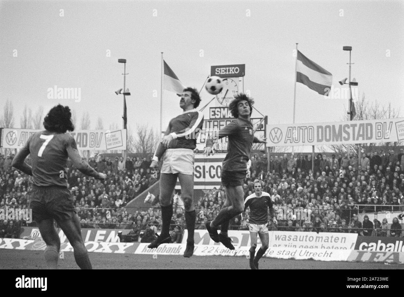 Final KNVB cup Ajax against NAC. Captain Henk Groot and the KNVB Cup Date:  June 14, 1961 Keywords: sport, football Institution name: AJAX, NAC Stock  Photo - Alamy