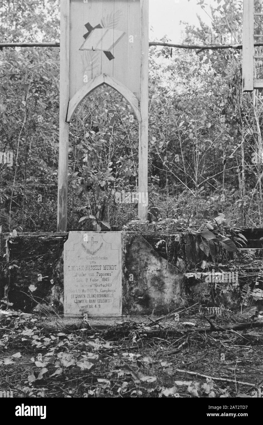 Great East  Tomb Monunent of C.W. van Hassel Mundt on the island of Bohanbelo (Tomuri Bay Celebes) Annotation: Full text In Memorial of C.W. van Hasselt Mundt Mother of Papua. birth 8 Febr 1845 Gollnow (Germany) and 19 May 1907 a/b Camhuys. Buried Island Bohanbelo (Tomuri Bay Celebes) Hebr. 4:9 Date: 10 November 1947 Location: Indonesia, Dutch East Indies, New Guinea Personal name: Hasselt-Mundt, C.W. van Stock Photo