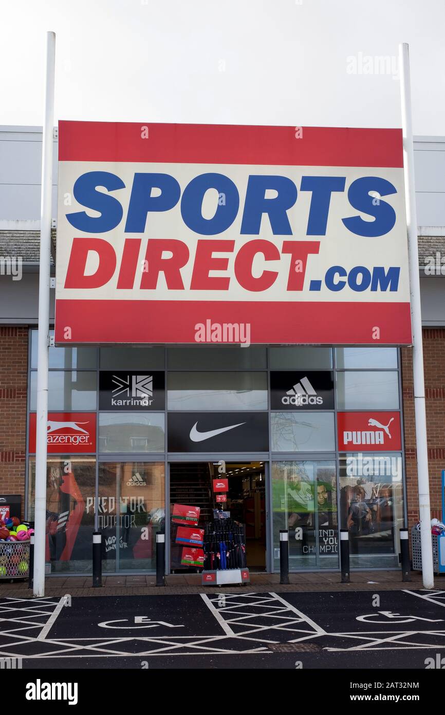 The shopfront of Sports Direct in Oxford, UK Stock Photo