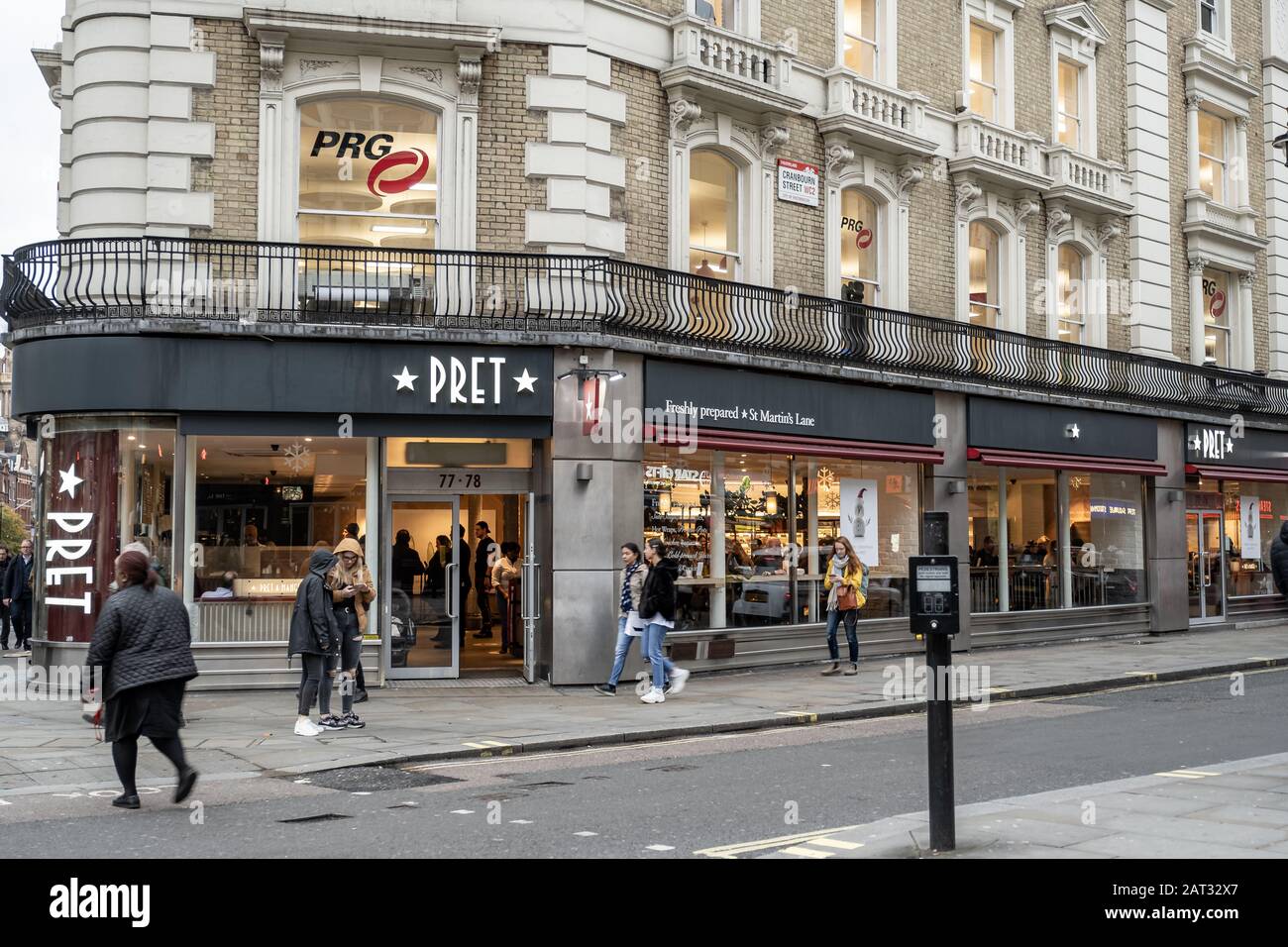 London city pret manger fast hi-res stock photography and images - Alamy