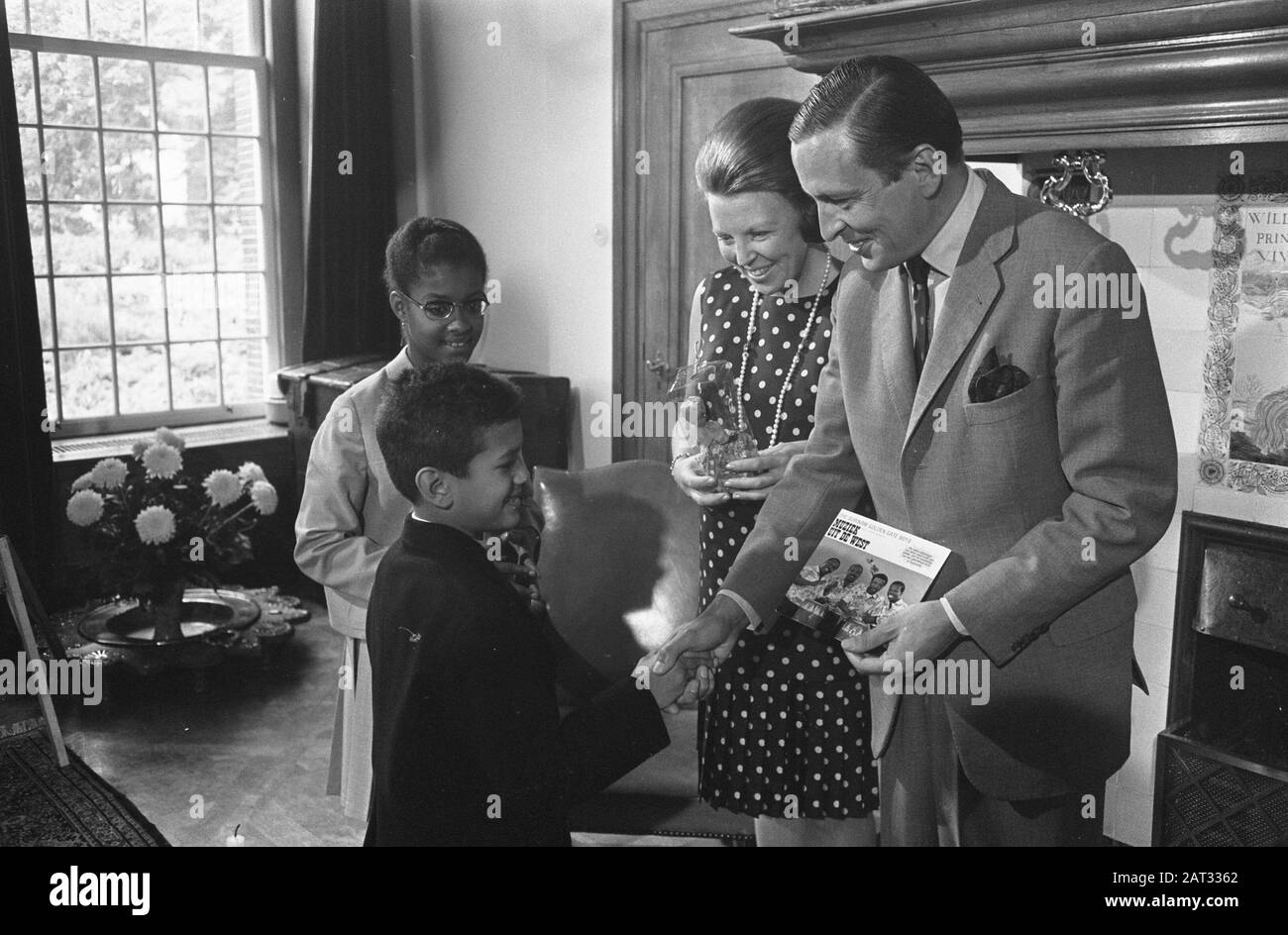 her-royal-highness-princess-beatrix-and-prince-claus-received-2