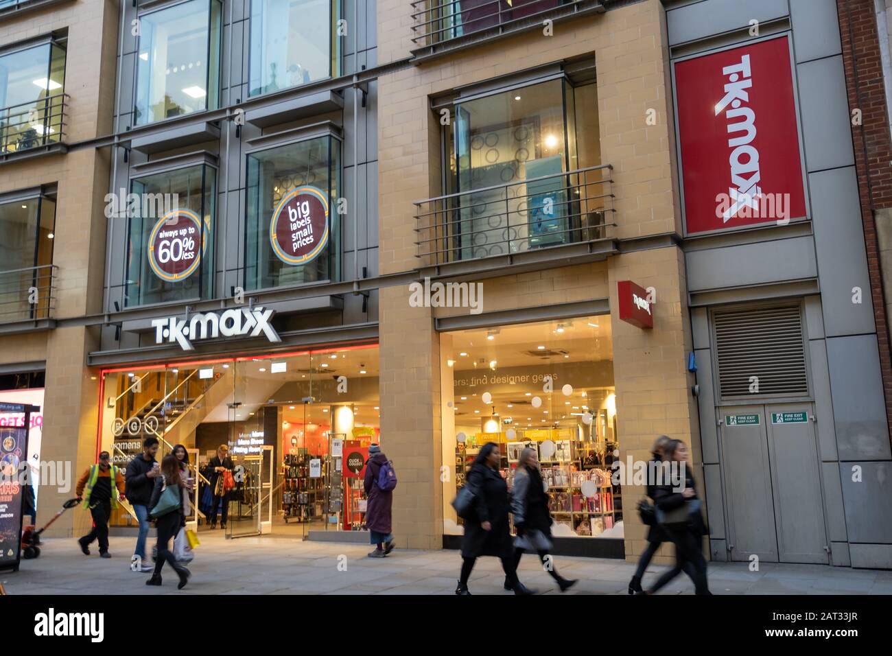 Tk maxx is a retail and home store hi-res stock photography and images ...