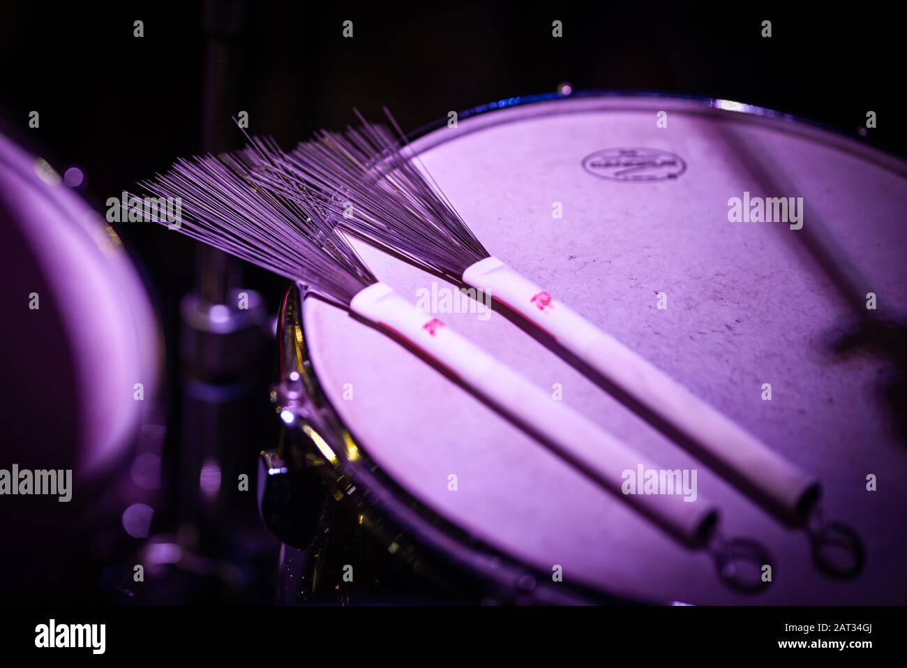 Drum brushes on drum Stock Photo Alamy