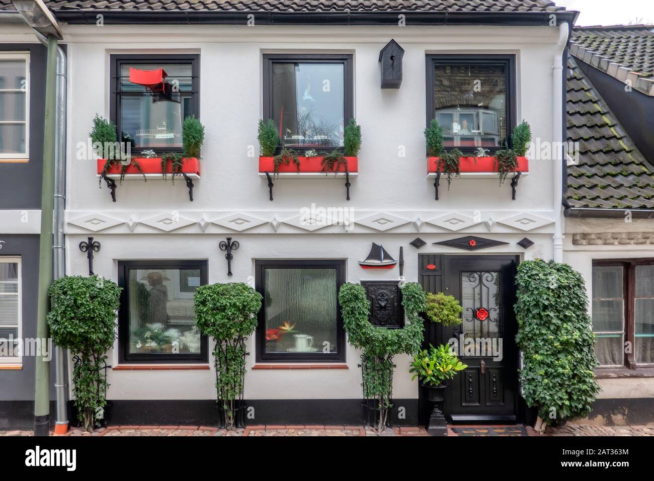 Flensburg narrow streets with old homes, Germany Stock Photo Alamy