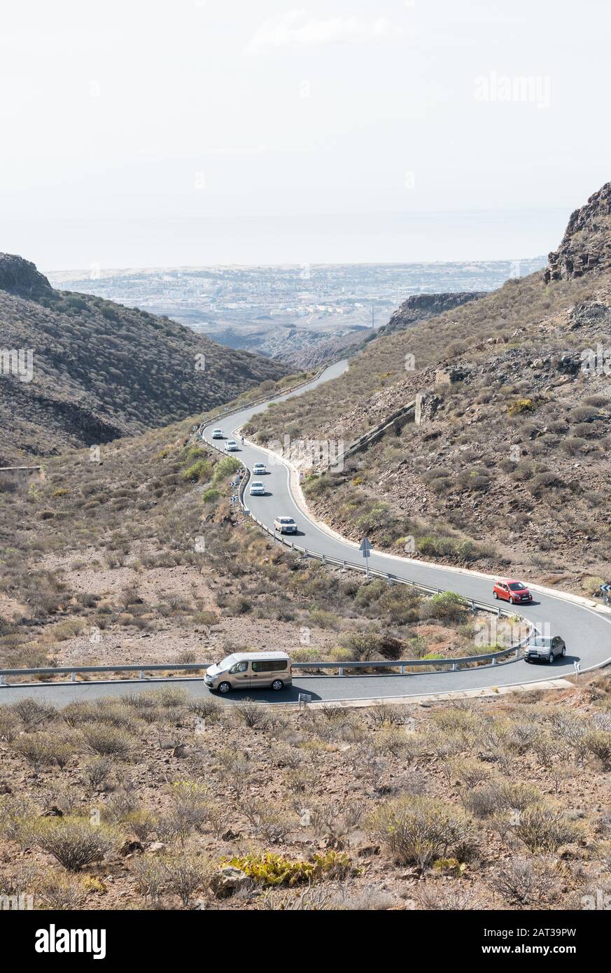 The twisty and winding GC60 road from Maspalomas to the centre of the island. Stock Photo