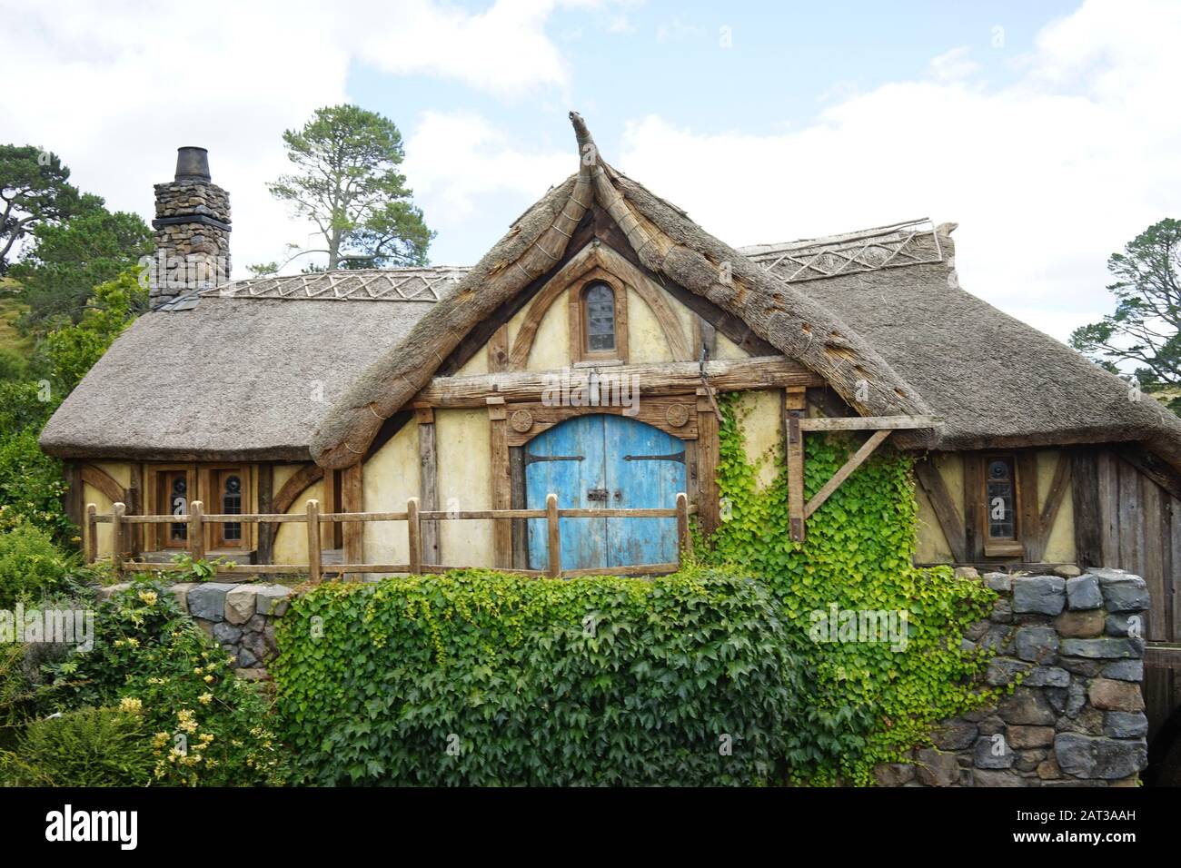 Green Dragon Inn in Matamata New Zealand from the movie set of the Hobbit Stock Photo Alamy