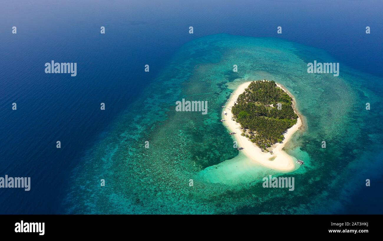 Tropical Island On A Coral Reef Top View Beautiful White Sandy Beach For Tourists Digyo Island Philippines Summer Vacation And Tropical Beach Concept Stock Photo Alamy