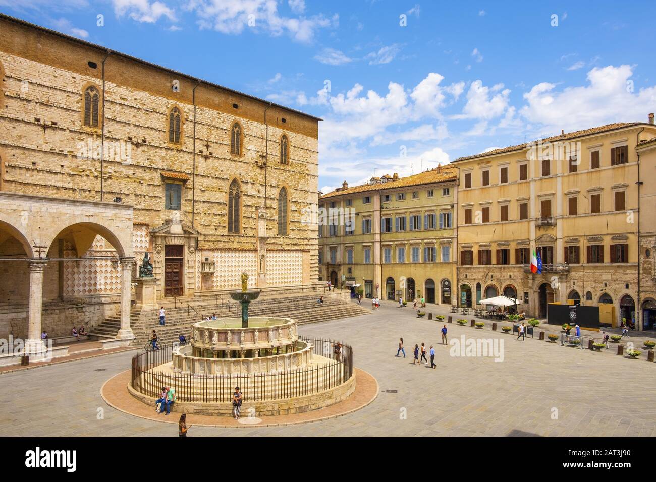 Perugia, Umbria / Italy - 2018/05/28: Panoramic view of the Piazza IV Novembre - Perugia historic quarter main square with XV century St. Lawrence Cathedral and Fontana Maggiore fountain Stock Photo