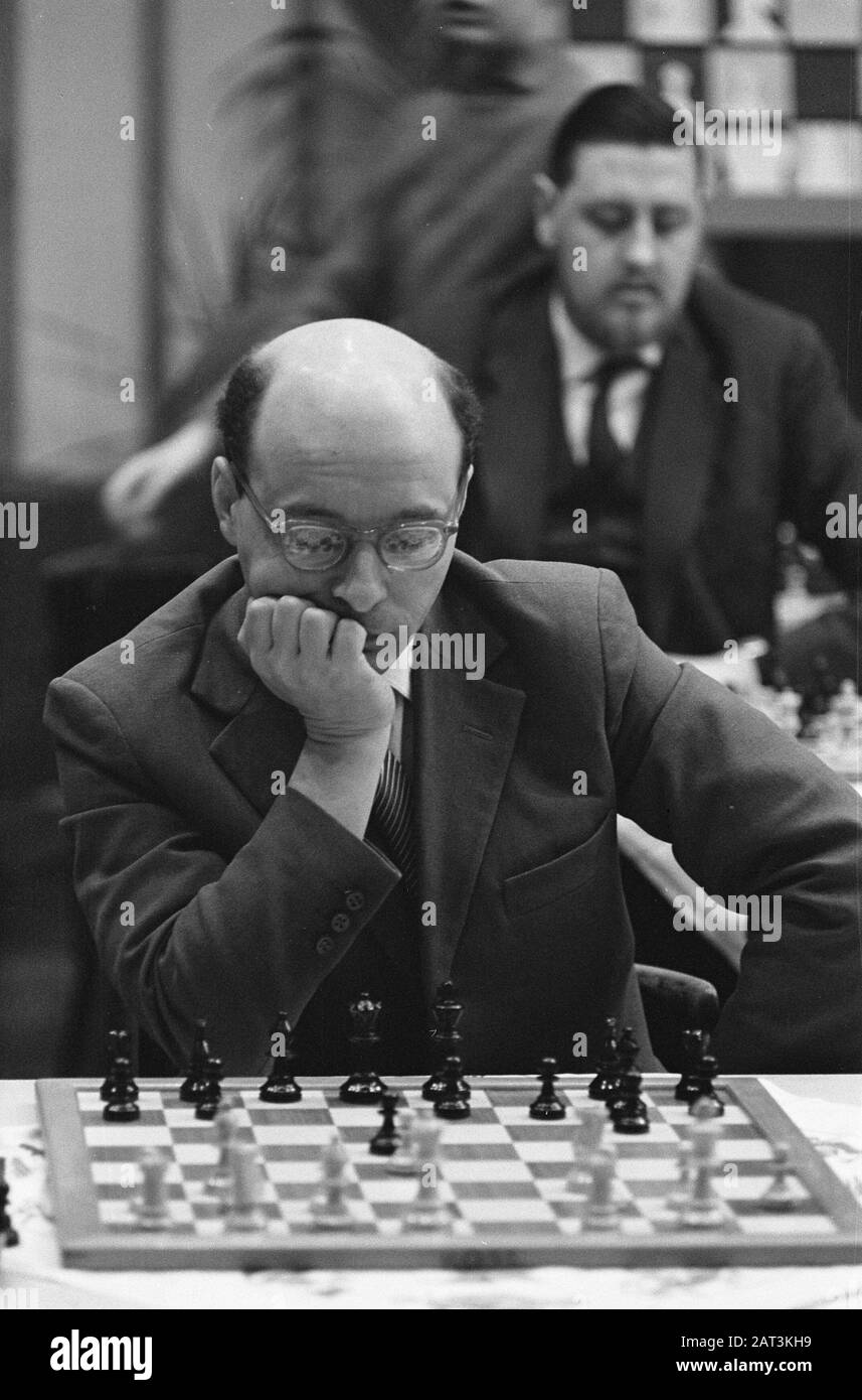 Blast oven Chess Tournament. Grandmaster Bronstein, Bronstein Date: 8 ...