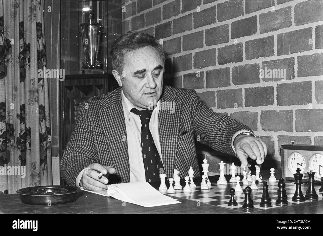 самуил рашевский шахматы. махгилис (макс) эйве. авербах юрий львович. шахматы турнирные авербах. тахим сандерс шахматист википедия.