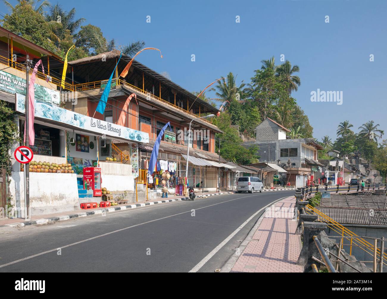 Indonesia, Bali, Gianyar Regency, Tegalalang Rice Terraces, Road with Tourist Shops Stock Photo