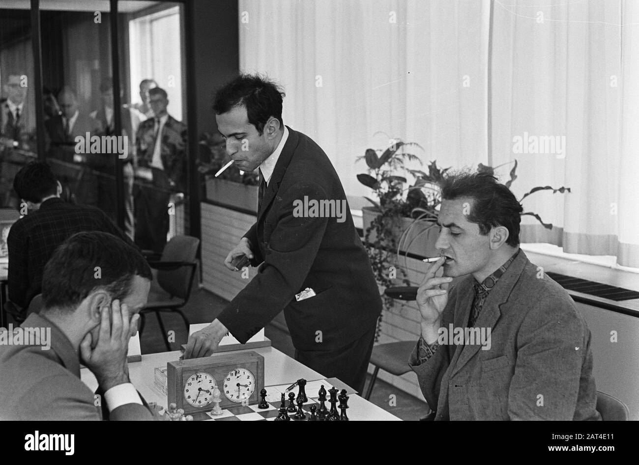 Honoring world chess champion Mikhail Tal center Stock Photo - Alamy