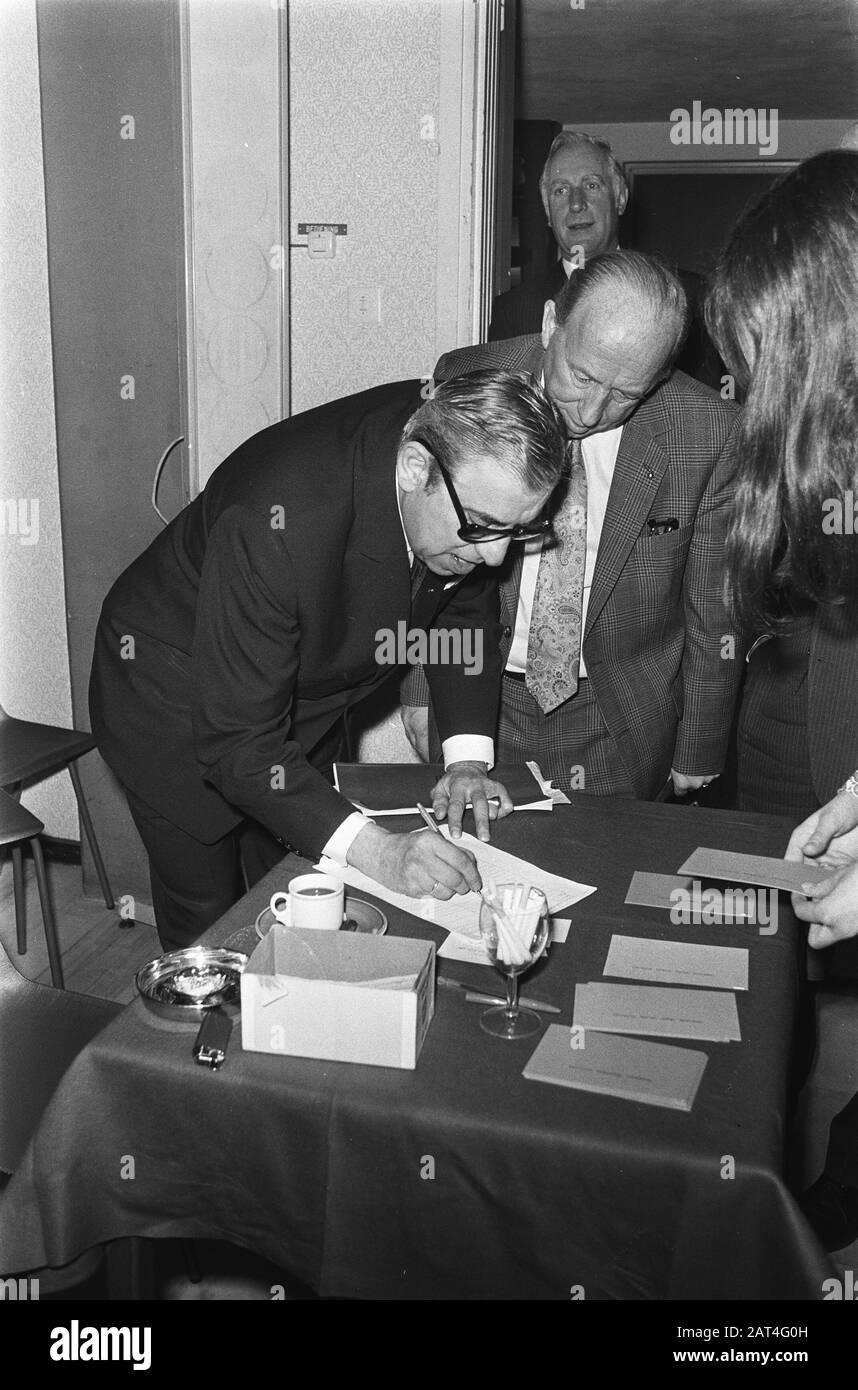 Henk timman hires stock photography and images Alamy