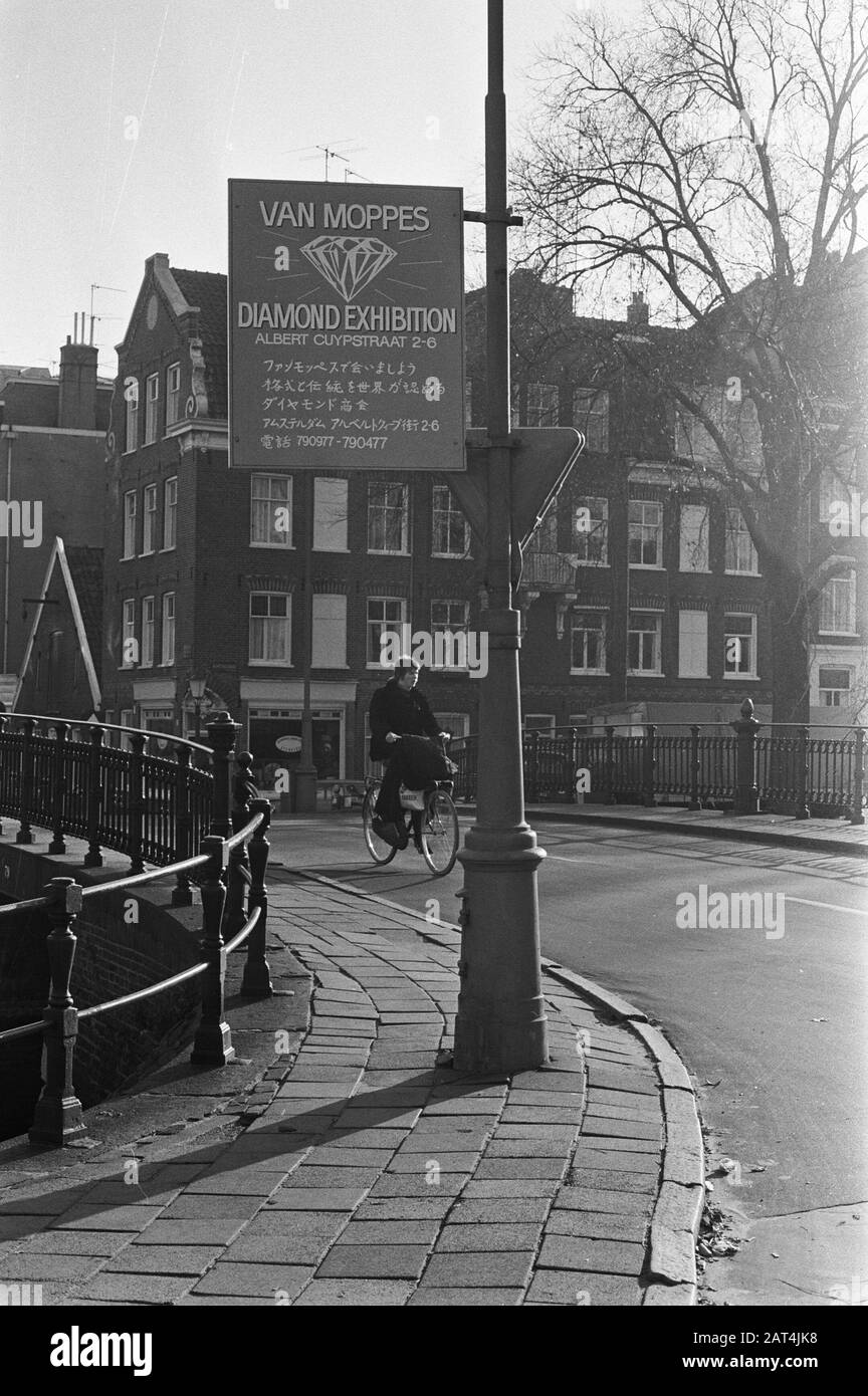 Japanese branches in Amsterdam, billboard Van Moppes diamond in Japanese  Date: 11 November 1971 Location: Amsterdam, Noord-Holland Keywords: signs  Stock Photo - Alamy