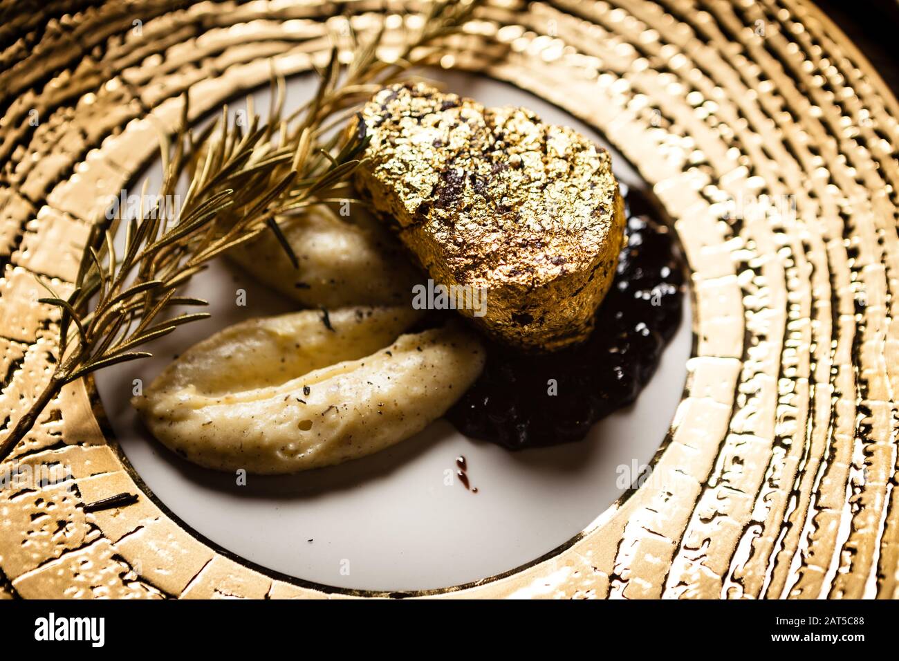 Black Angus tenderloin steak covered with 24 carat gold Stock Photo Alamy