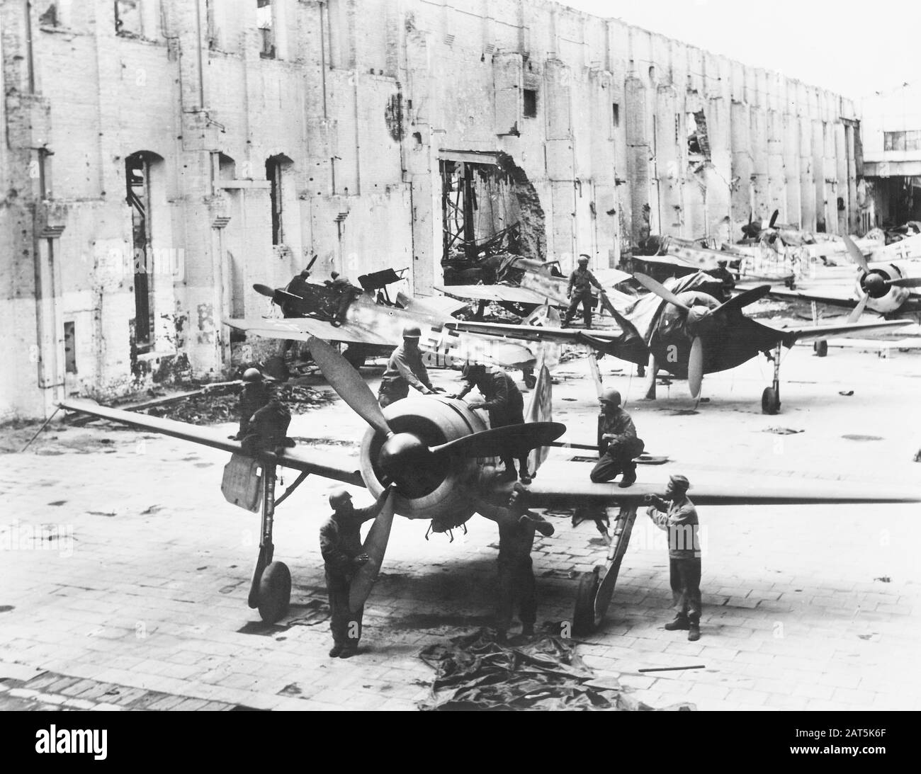 Quartermaster corps hires stock photography and images Alamy