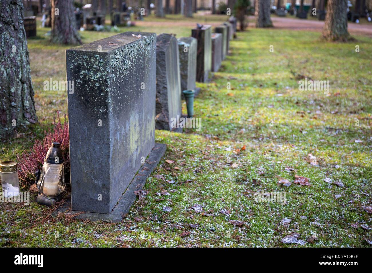 Tombstones headstones hi-res stock photography and images - Alamy