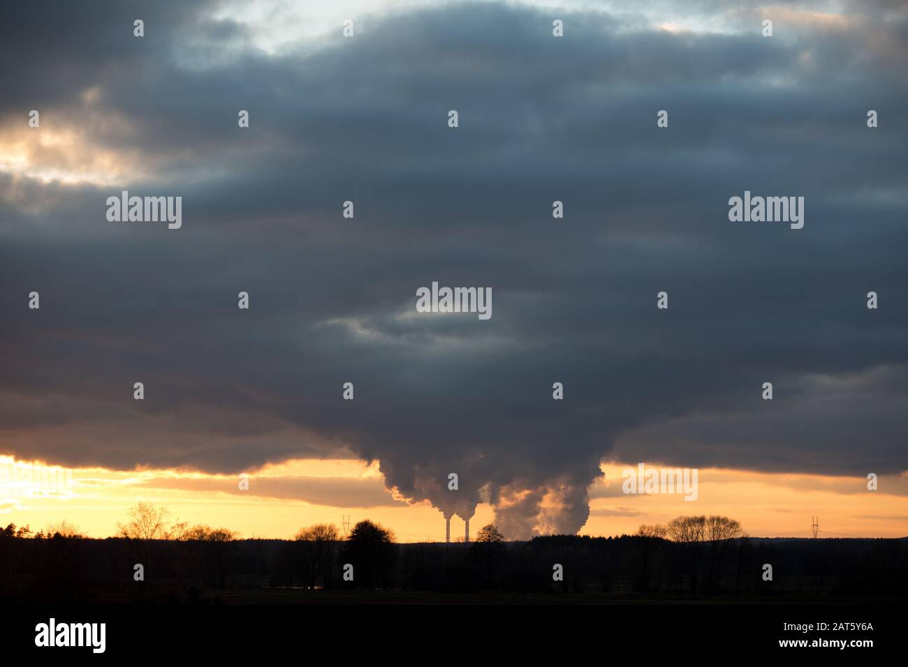 POLAND, BELCHATOW 3 March 2019 smoking chimneys of the Belchatow power plant Stock Photo Alamy
