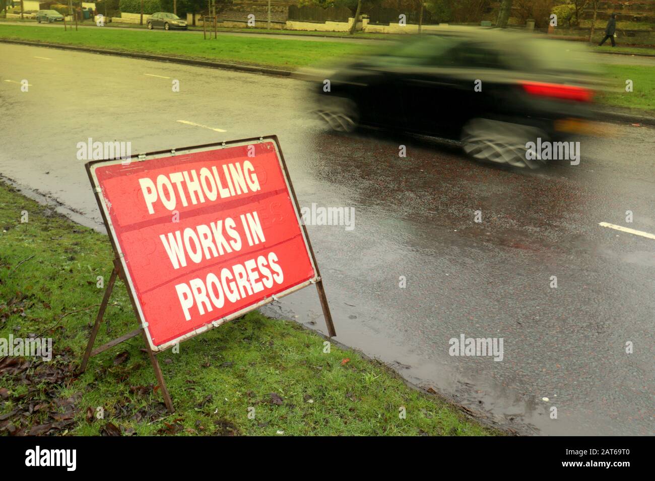 potholing works in progress road sign on the A82 in Glasgow, Scotland, UK Stock Photo