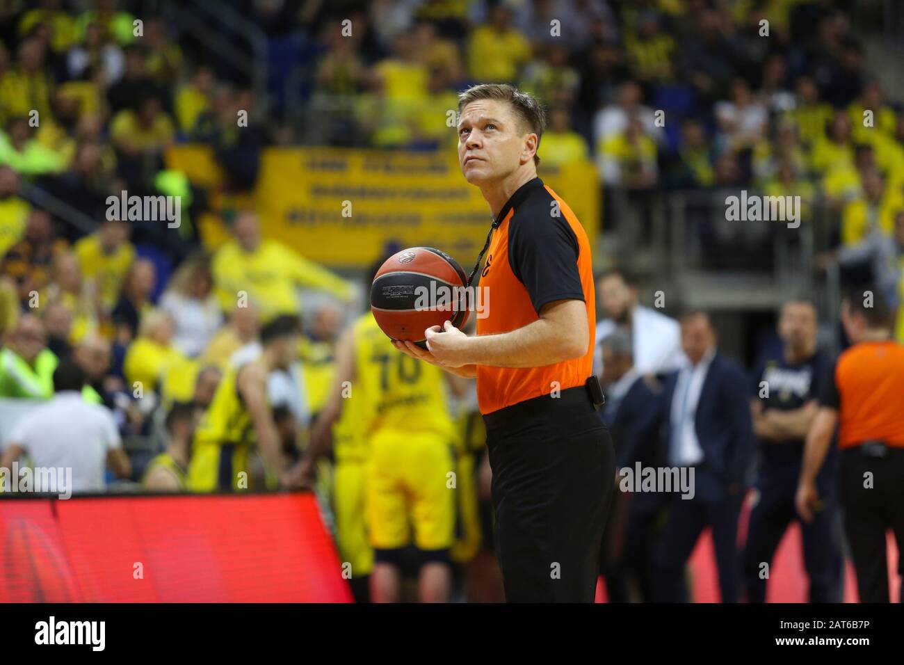 ISTANBUL / TURKEY - JANUARY 16, 2020: Referee Damir Javor during EuroLeague  2019-20 Round 20 basketball game between Fenerbahce and Barcelona Stock  Photo - Alamy