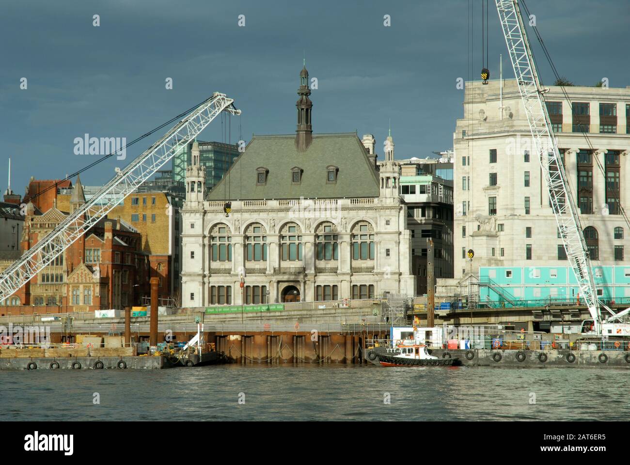 60 victoria embankment hires stock photography and images Alamy