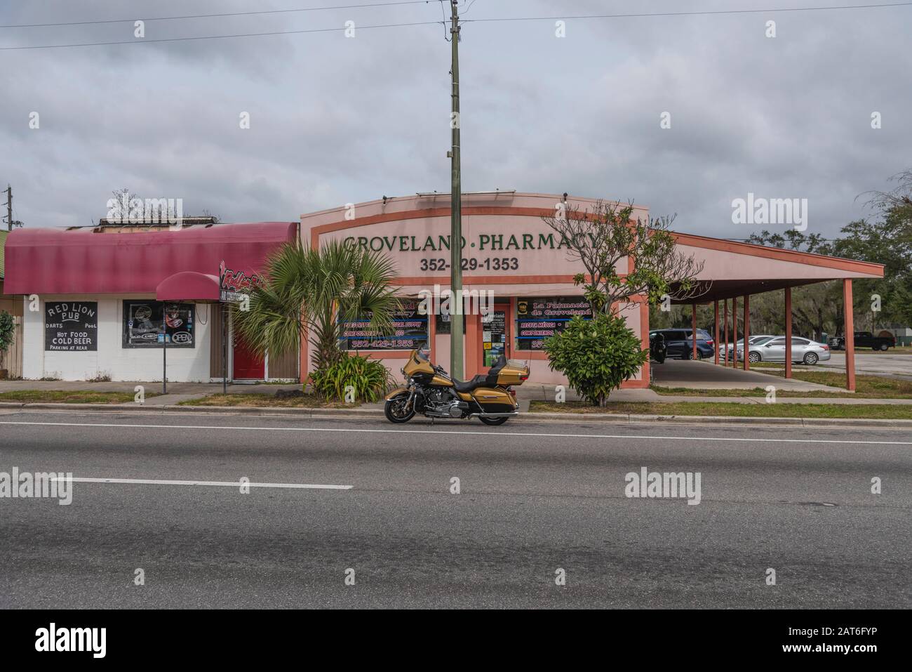 Groveland Pharmacy Storefront, Good Neighbor Pharmacy Groveland Florida USA Stock Photo