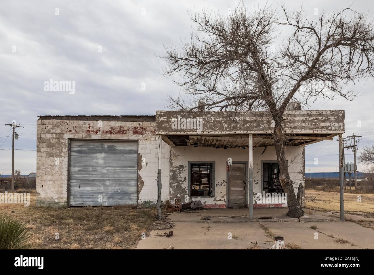 Abandoned service station along Historic Route 66 in San Jon, New