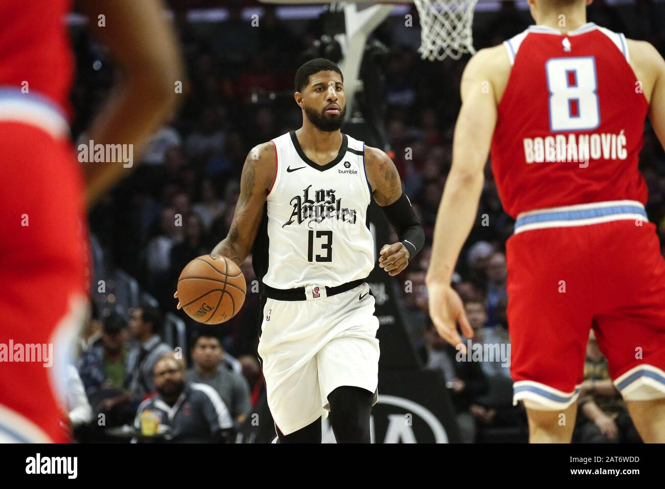 Paul george clippers dunk hi-res stock photography and images - Alamy