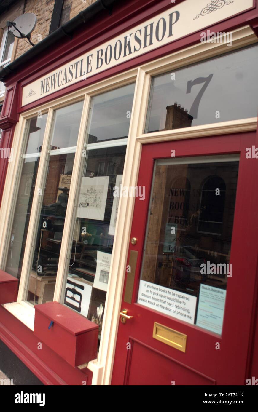 Quaint Book Shop Hi Res Stock Photography And Images Alamy