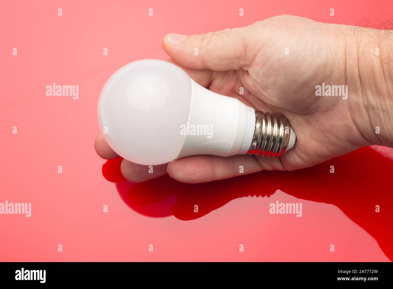 Low consumption, LED bulb, fluorescent, white color, daylight